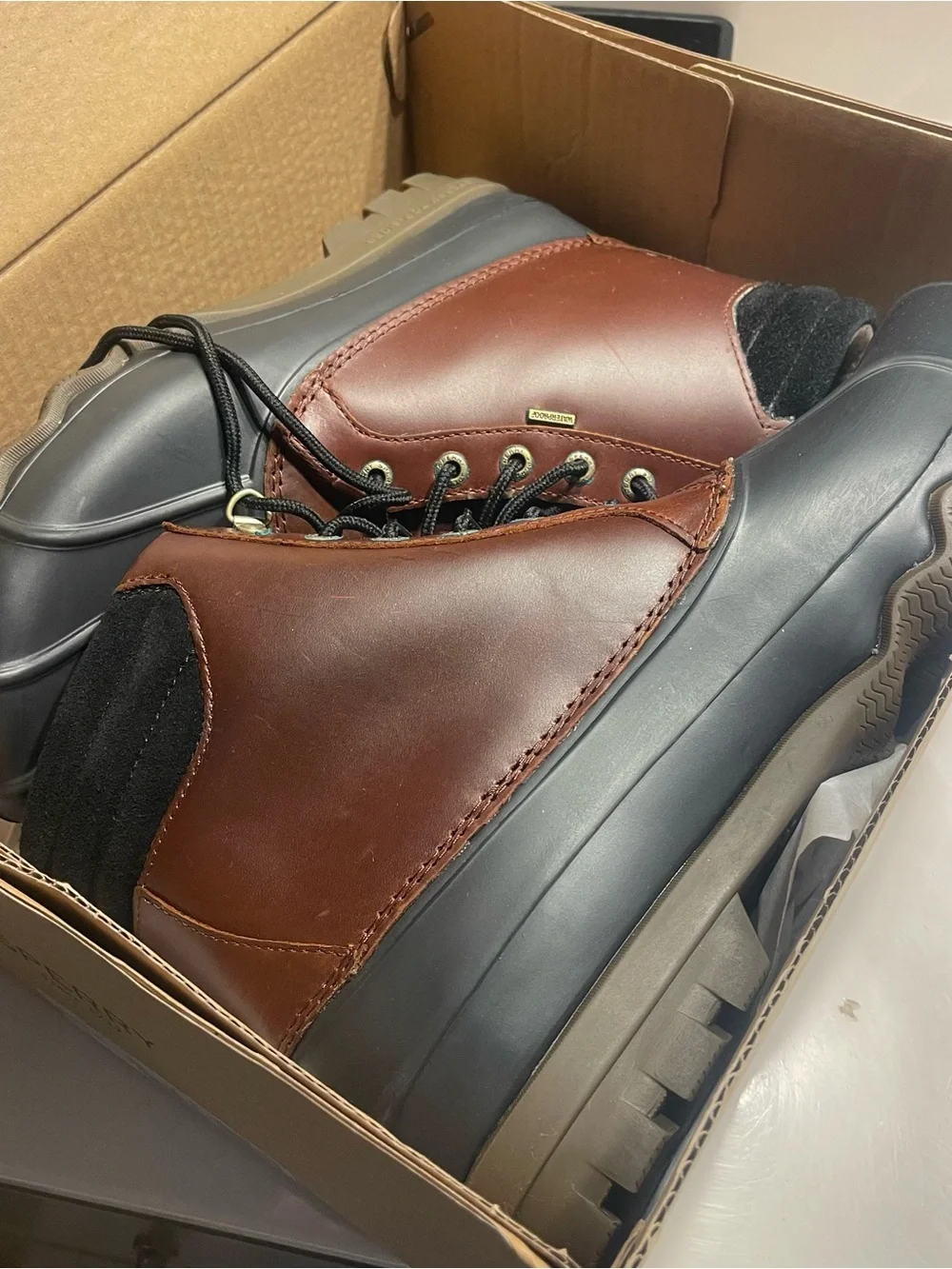 Sperry Men's Brown Leather Lace-Up Boots with Black Platform Sole